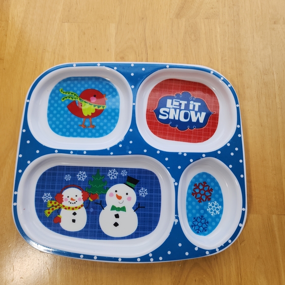 Green and Red Disposable Tableware Party Supplies - Picture 5 of 5